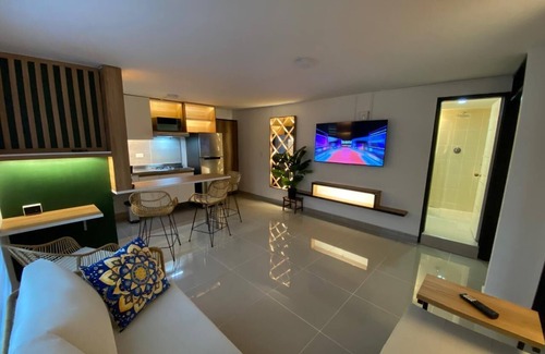 Guayabal Apartment | Beautiful 2-bedroom apartment in Medellín with Free WiFi, AC- Near El Poblado