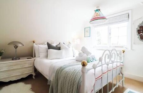 Rivenhall Cottage | Beautiful 2 Bedroom Period Cottage