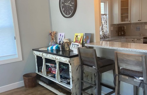 Lakeside House | BEAUTIFUL 2019 LAKESIDE CLASSIC HOME! Golf Cart Included April-November!