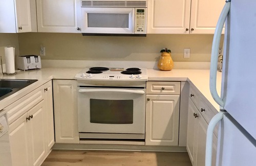 Myrtle Beach Condo | Beautiful 2B/2B, ground floor condo in Riverwalk on Arrowhead Golf course !