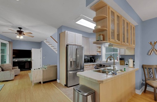 Westminster House | Beautiful 4 bedroom home on Lake Hartwell