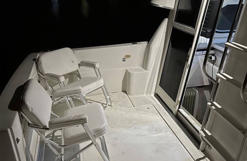 Newport Boat Rental | Beautiful 4 Berth Boat on the Isle of Wight for the Ultimate Relaxation