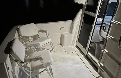 Cowes Boat Rental | Beautiful 4 Berth Boat on the Isle of Wight