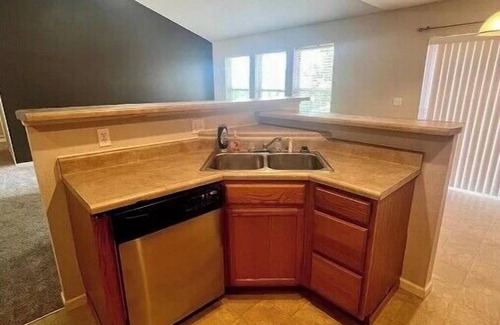 Waynesville House | beautiful 4b/3b house at "Fort Leonard Wood"