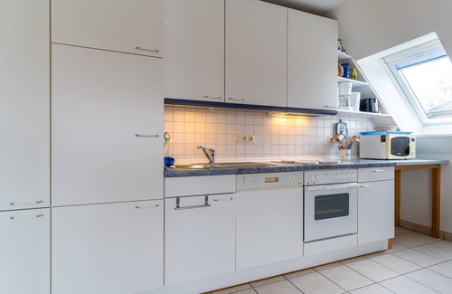 Tating Apartment | Beautiful 53 m² 3-room apartment, approx. 5 kilometers from SPO
