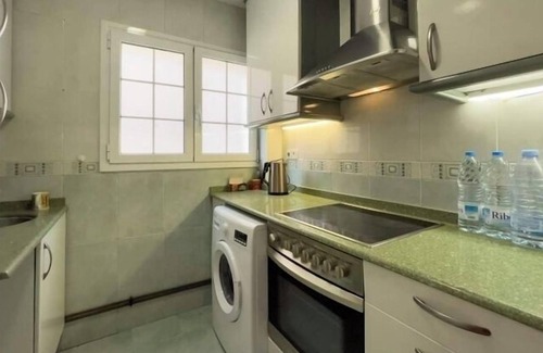 Porta Apartment | Beautiful and central 2 double bedroom flat in Barcelona