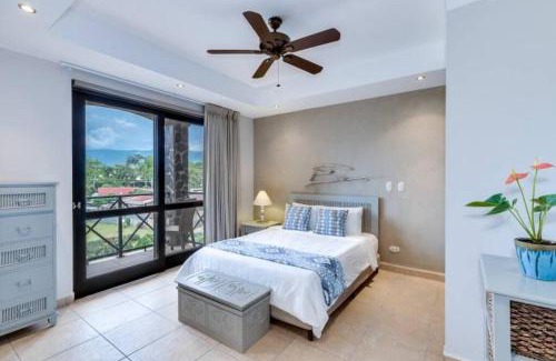 Barrio Los Villalobos Apartment | Beautiful and Enchanting Beach Vacation