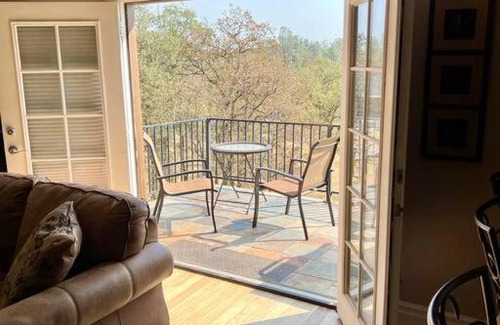 Junction House | Beautiful and Relaxing Guest House!