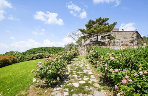 Semproniano Apartment | Beautiful apartment in Loc. Scalabrelli