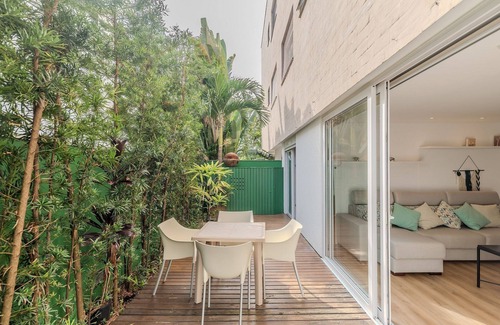 Lagoa Pequena Apartment | Beautiful Apart w/Balcony 500m From Beach Nng0102