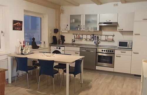 Neckarsteinach Condo | Beautiful apartment Casa Rossa in Neckarsteinach am Neckar.