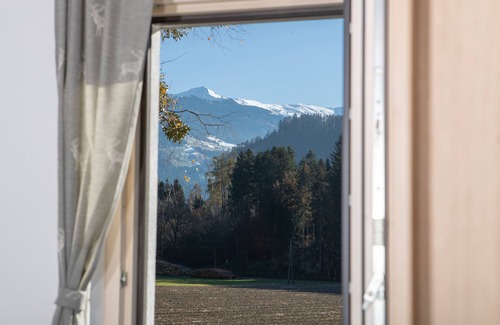 Wiesing House | beautiful apartment in the centre of Tyrol (newly opened)