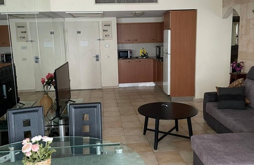 Haifa Apartment | Beautiful apartment with AC in Haifa