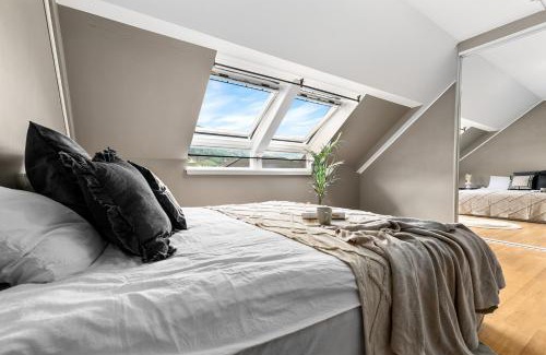 Sogndal Apartment | Beautiful apartment with 3 bedrooms
