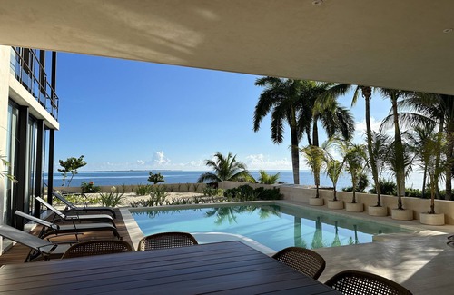 Cancun Villa | BEAUTIFUL BEACH FRONT VILLA, GATED STREET, CHECK OUR REVIEWS ON OTHER PLATFORMS,