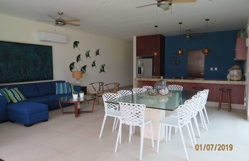 Dzemul Villa | Beautiful Beach House at Yucatán, México