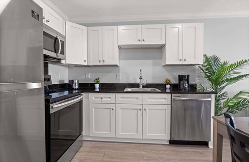 Myrtle Beach Condo | Beautiful Brand New Premium 2 Bedroom Condo w/Ocean View