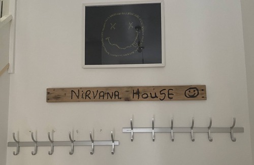 Deepcar Apartment | Beautiful Brand new 3-bed House in Sheffield