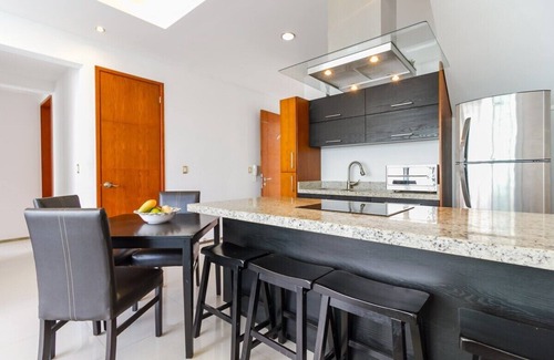 Luis Donaldo Colosio Condo | Beautiful Bright 2BR Penthouse
