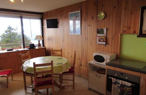 Chamrousse Apartment | Beautiful bright apartment with balcony, near slopes and shops in Chamrousse