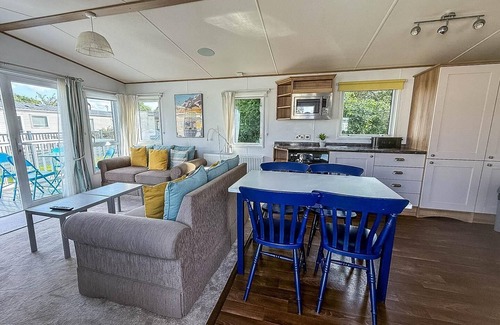 Saxmundham House | Beautiful caravan with decking at Carlton Meres Holiday Park, Suffolk ref 60022M