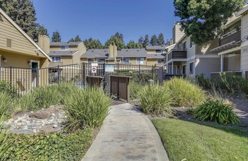 North San Jose Condo | Beautiful, Clean and Private Condo with Parking in San Jose!