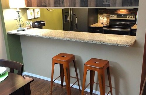 Table Rock Condo | Beautiful Condo on the 16th green! Also, dog friendly! Ask about Golf discounts!