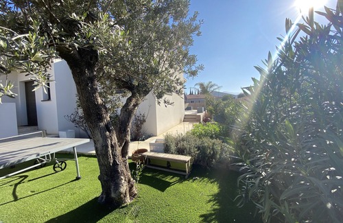 Latour-Bas-Elne Villa | Beautiful contemporary seaside villa with private pool