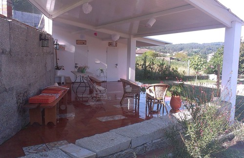 Dodro House | BEAUTIFUL COTTAGE WITH FULLY ENCLOSED FARM 5 KM FROM PADRÓN
