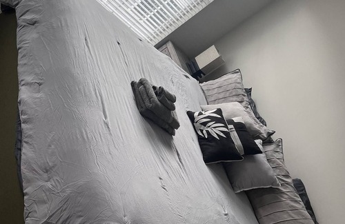 Northlake Apartment | Beautiful couples getaway w/ private chef