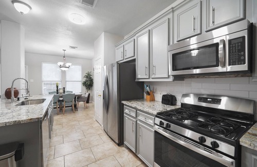 Conroe House | Beautiful Cozy home in The heart of Conroe Texas