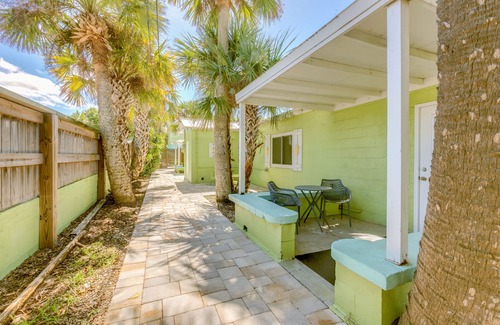 Melbourne Beach Apartment | Beautiful downtown Melbourne Beach renovated apartment one block from the beach!