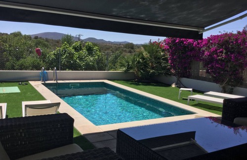 Cala Mandia House | Beautiful modern villa ideal for families, private swimming pool, seaside.🏖️🤩