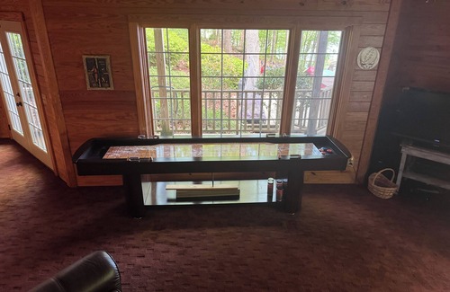 Reed Creek House | Beautiful fall views on Lake Hartwell! Deep cove! Everything you need to relax!