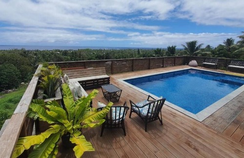 Takuvaine Tapere House | Beautiful Family Friendly House with Pool