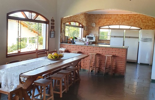 Mairinque House | Beautiful farm, Porta do Sol Condominium, with swimming pool and mountain views.
