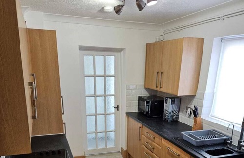 Chatham House | Beautiful furnished 3 bedroom house plus a TV room in the basement