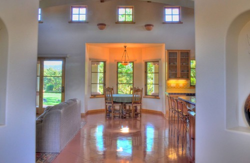 Simi Valley House | Beautiful Guest House with spectacular views of Hillside Avocado Orchards