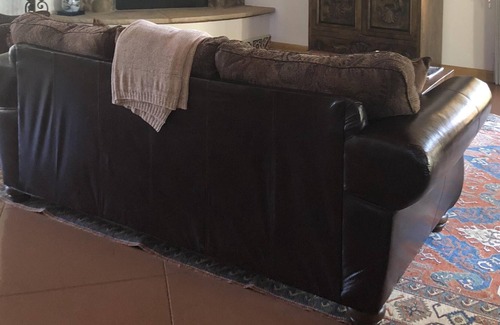 Simi Valley House | Beautiful Guest House with spectacular views of Hillside Avocado Orchards