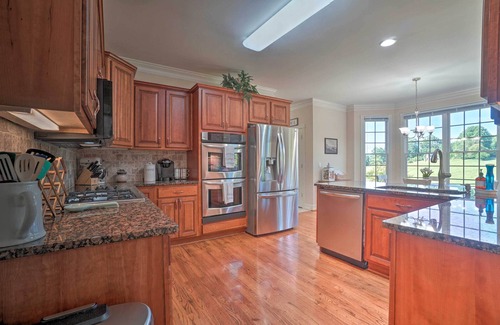 Hiawassee House | Beautiful Hiawassee Home w/Mountain Views!