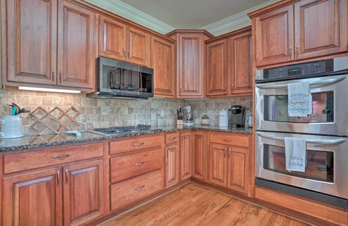 Hiawassee House | Beautiful Hiawassee Home w/Mountain Views!