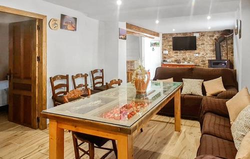 Priego de Cordoba House | Beautiful Home In Priego De Cordoba