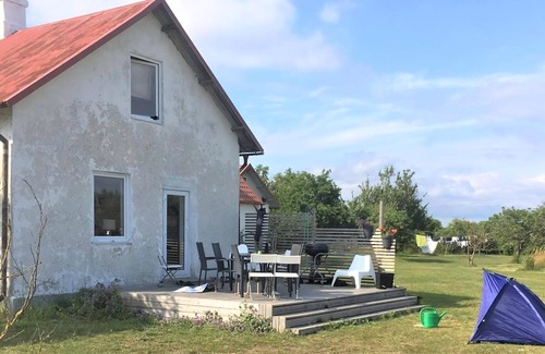 Hablingbo House | Beautiful home in Havdhem with 5 Bedrooms, Swimming pool and WiFi