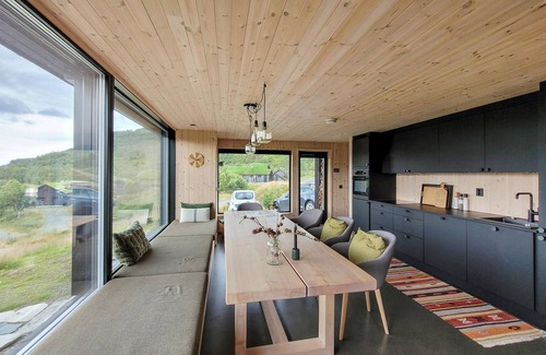 Suldal House | Beautiful home in Jøsenfjorden