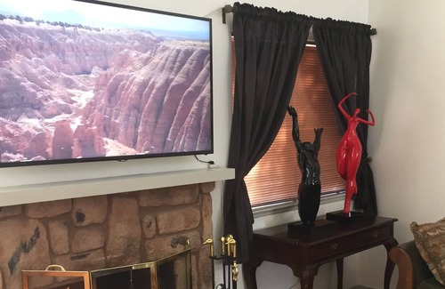 South Christy House | Beautiful home perfect for vacation near the Las Vegas strip