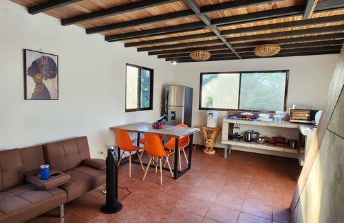 Garabito Ski Chalet | Beautiful house, surrounded by nature in Turrubares, suitable for HomeOffice.