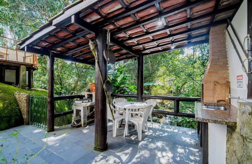 Costa Bela House | Beautiful House With 5 Suites - Private Waterfall - Only 1 km from the Beach