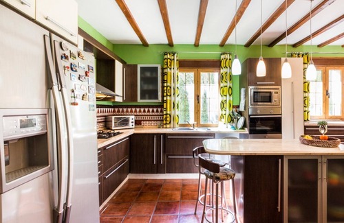 Padul Villa | Beautiful house with pool, garden and wifi