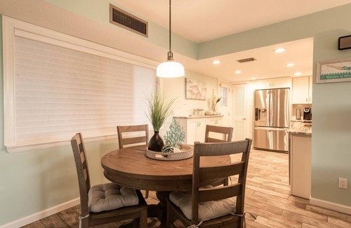 Fort Pierce House | Beautiful Hutchinson Island Condo - Steps to Ocean