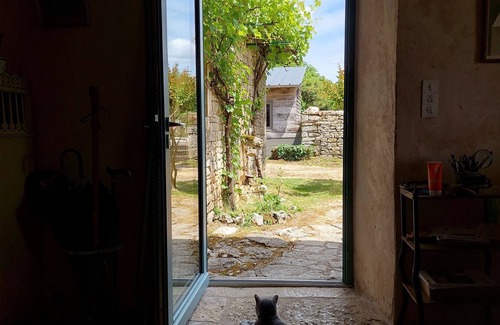 Cazillac House | Beautiful Lotoise house, located in a typical village. Large garden and swimming pool.